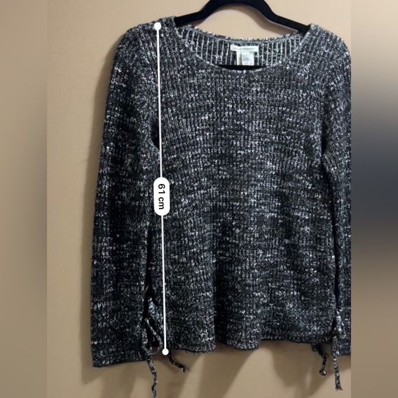 American Eagle Ladies S Black & White Side-Laced Sweater - Picture 13 of 16